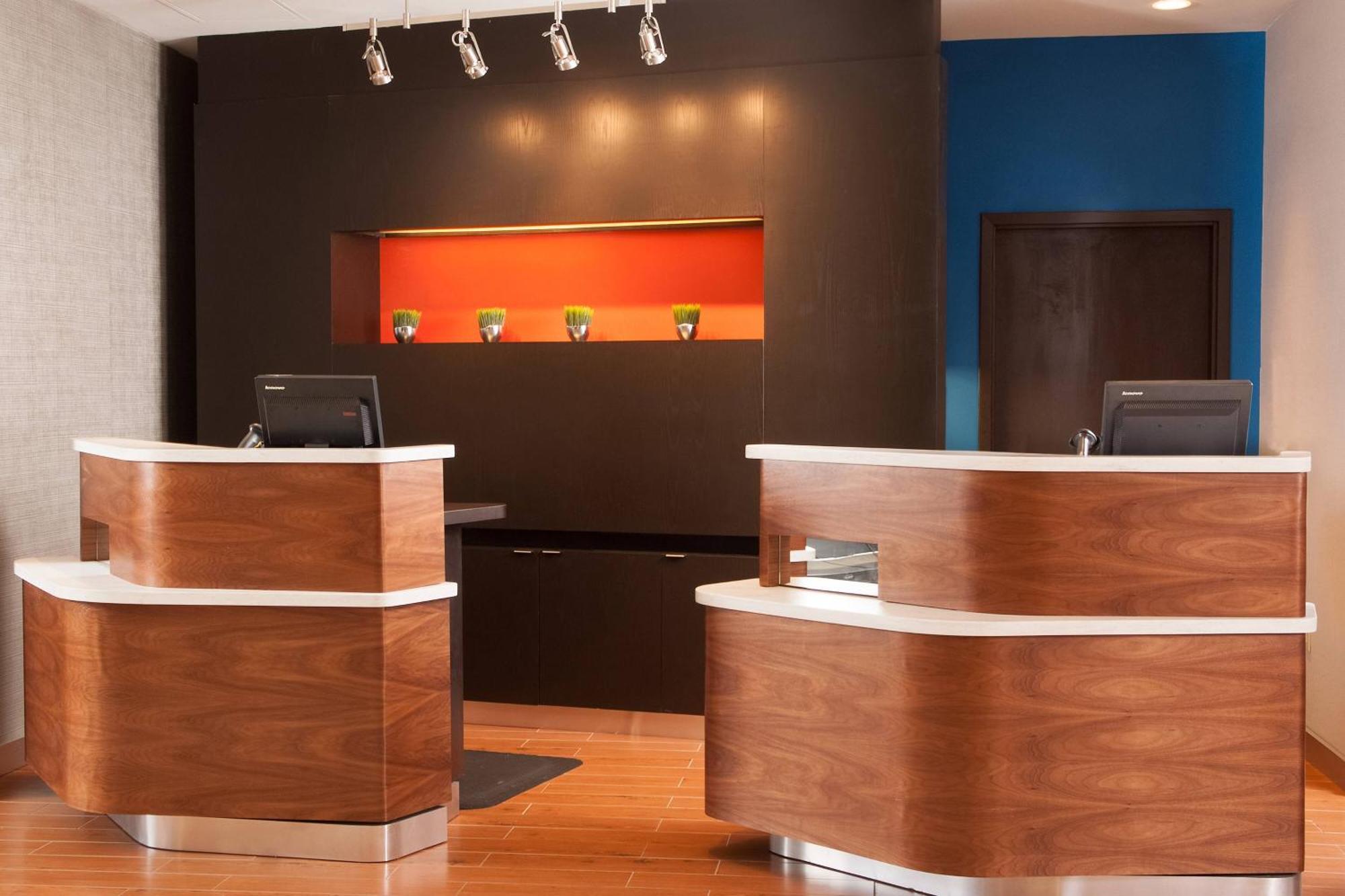 Courtyard By Marriott Charlotte Gastonia Hotel Buitenkant foto