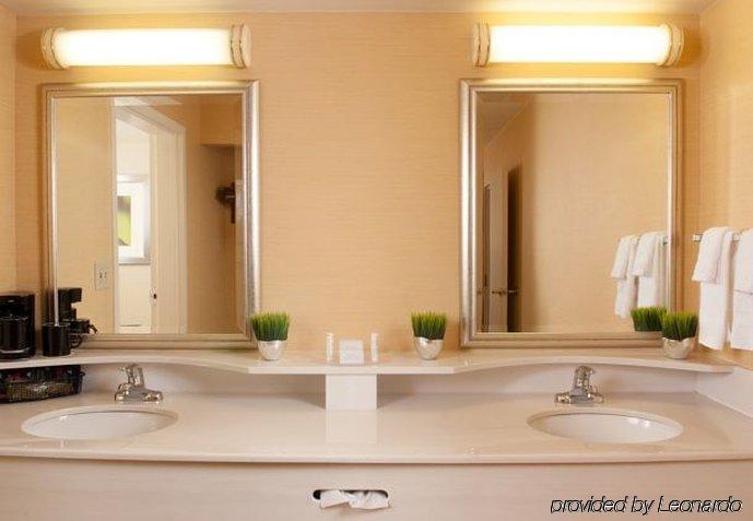 Courtyard By Marriott Charlotte Gastonia Hotel Buitenkant foto